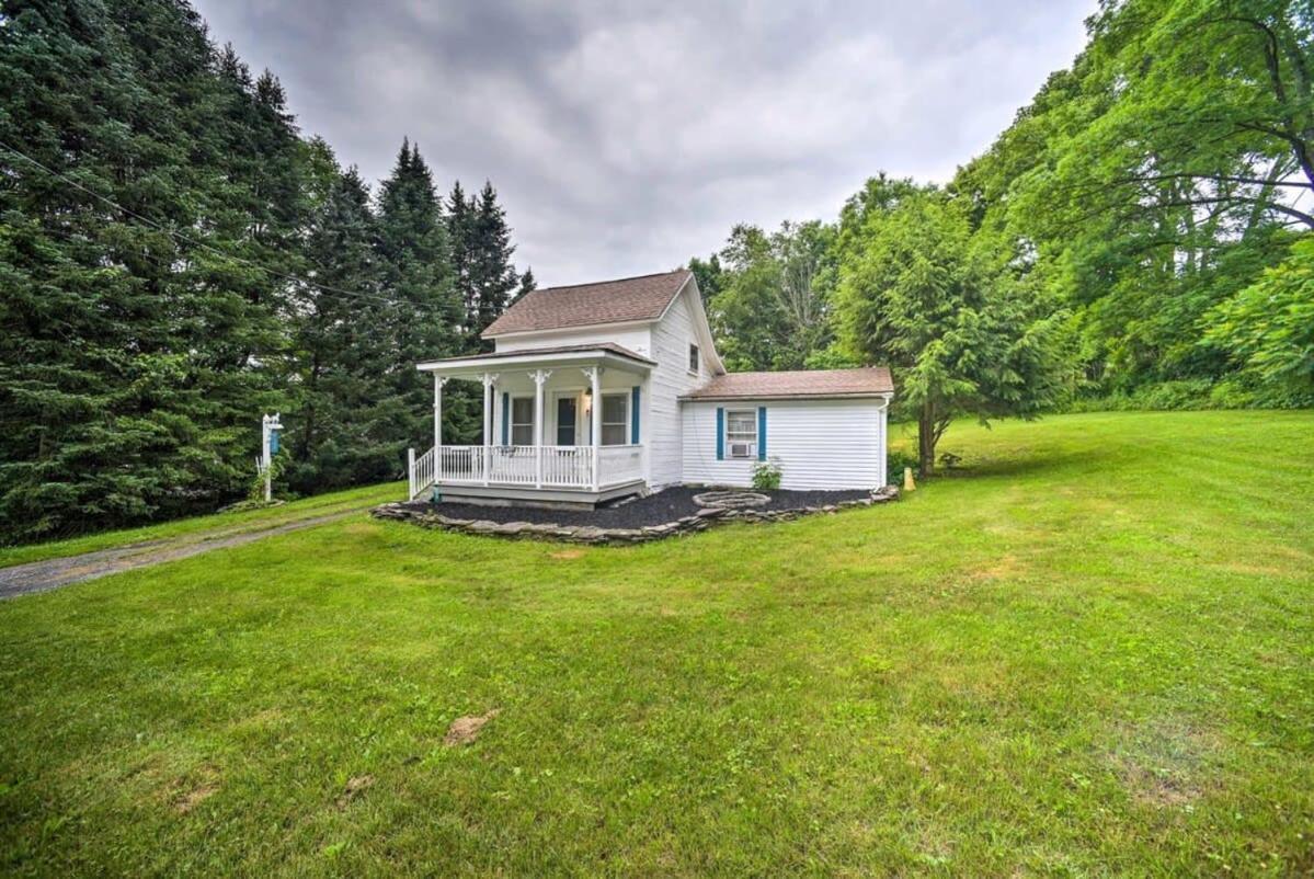 Cozy Milford Cottage On Half Acre W Deck & Grill 外观 照片